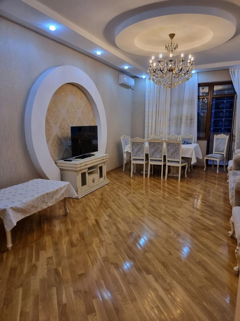 Сдаётся 3-комнатная квартира в новостройке, Elmlər Akademiyası, 135 м², 1 300 AZN/мес, фото 2 / 12