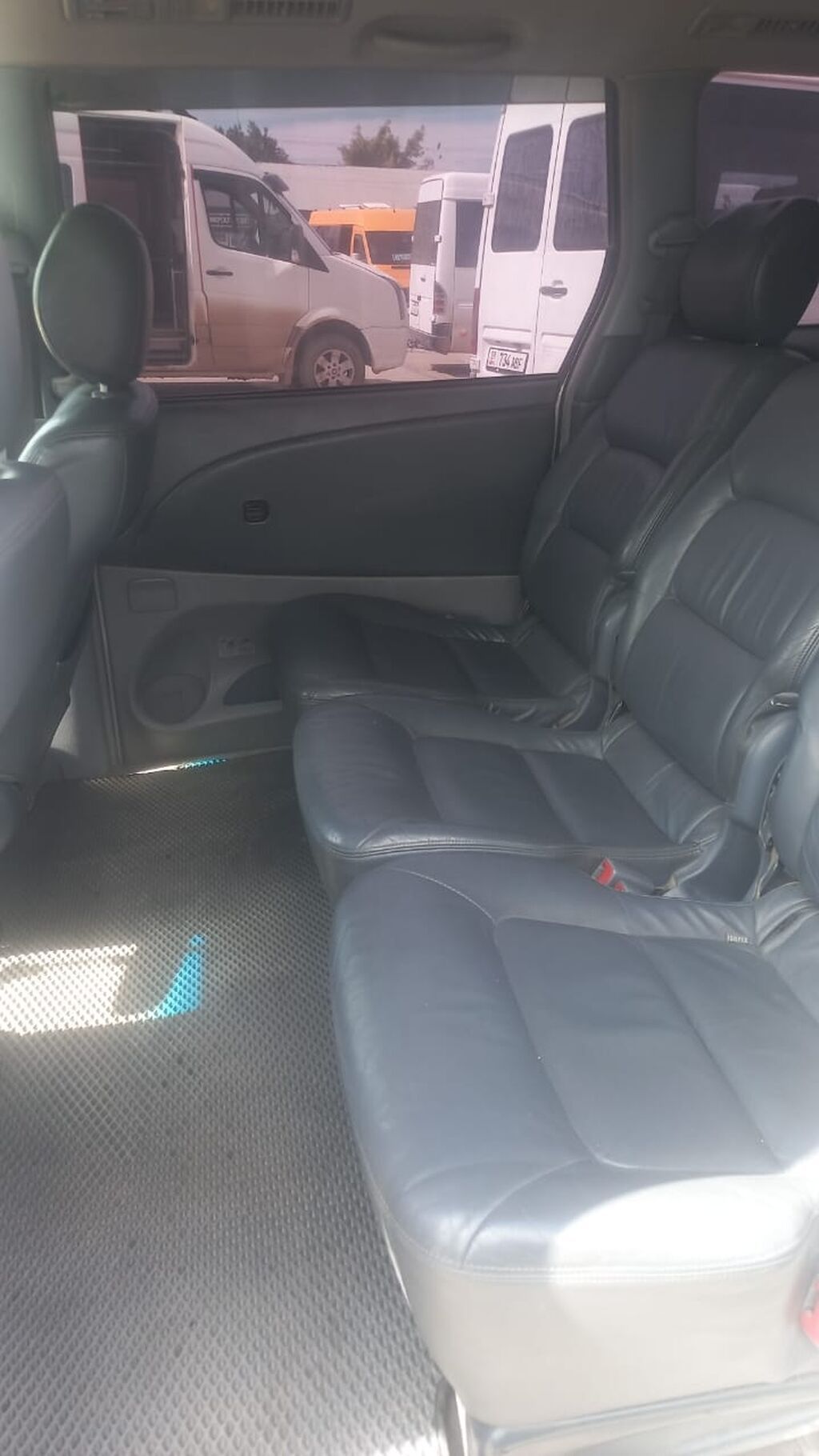 Toyota Previa: 2003 г., 2.4 л, Механика, Газ, Минивэн: фото 4
