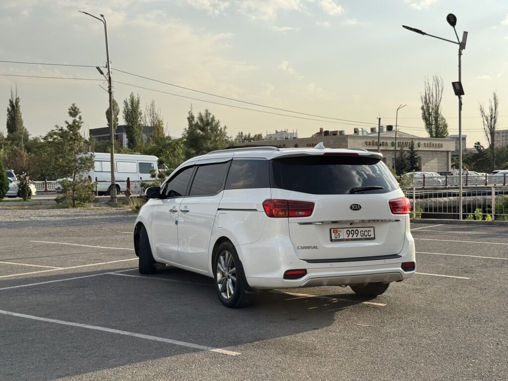 Kia Carnival: 2019 г., 2.2 л, Автомат, Дизель, Минивэн: фото 4