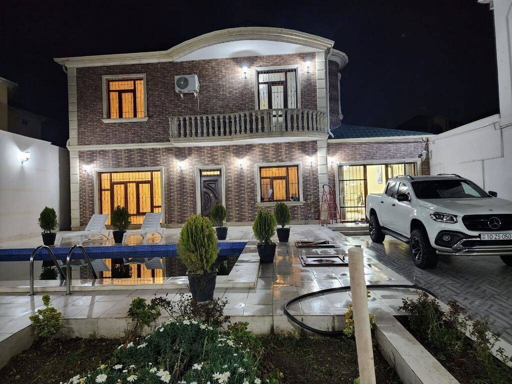 6 otaqlı, 300 kv. m, Yeni təmirli