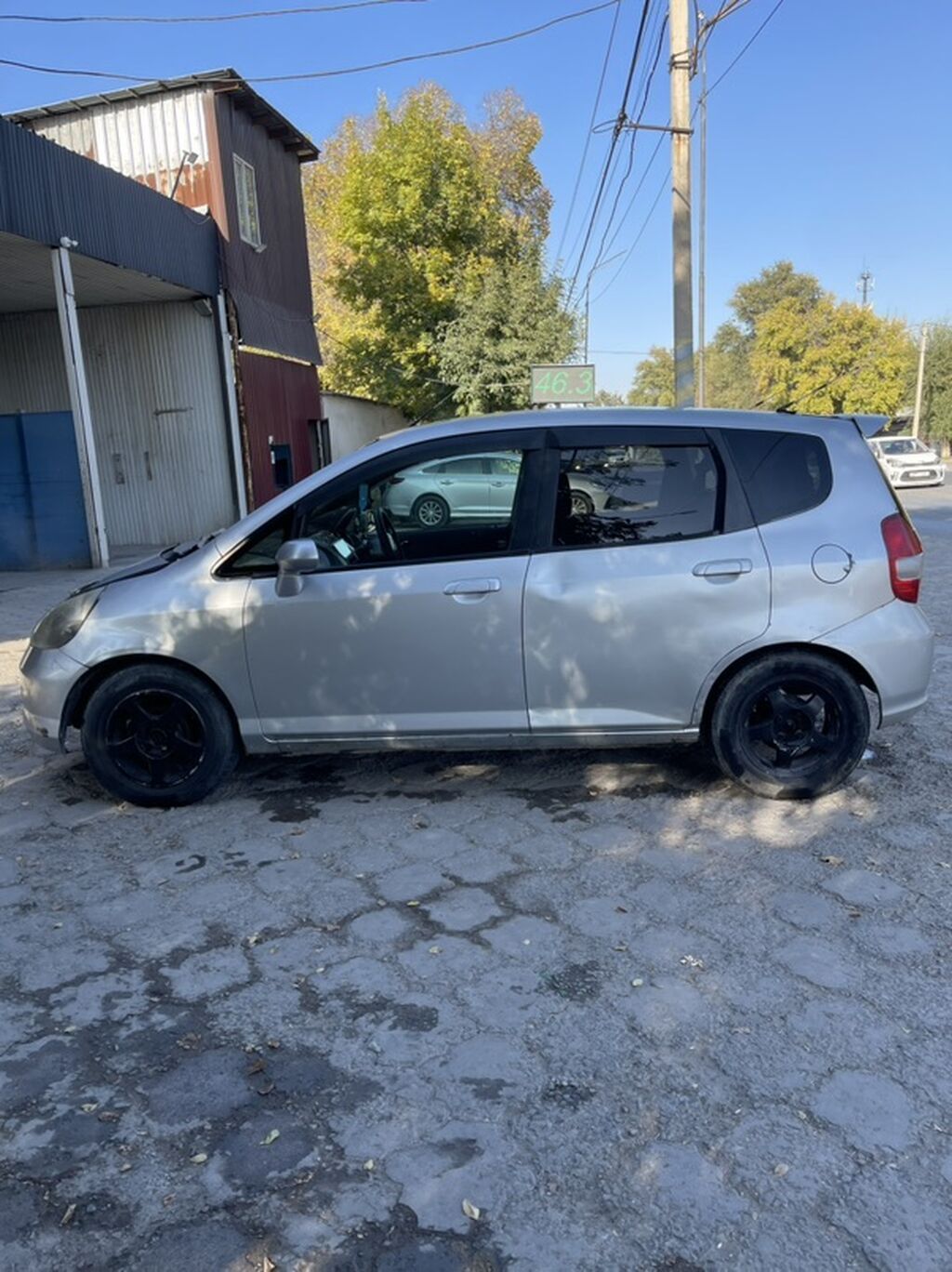 Honda Fit: 2002 г., 1.3 л, Вариатор, Бензин, Хэтчбэк: фото 3