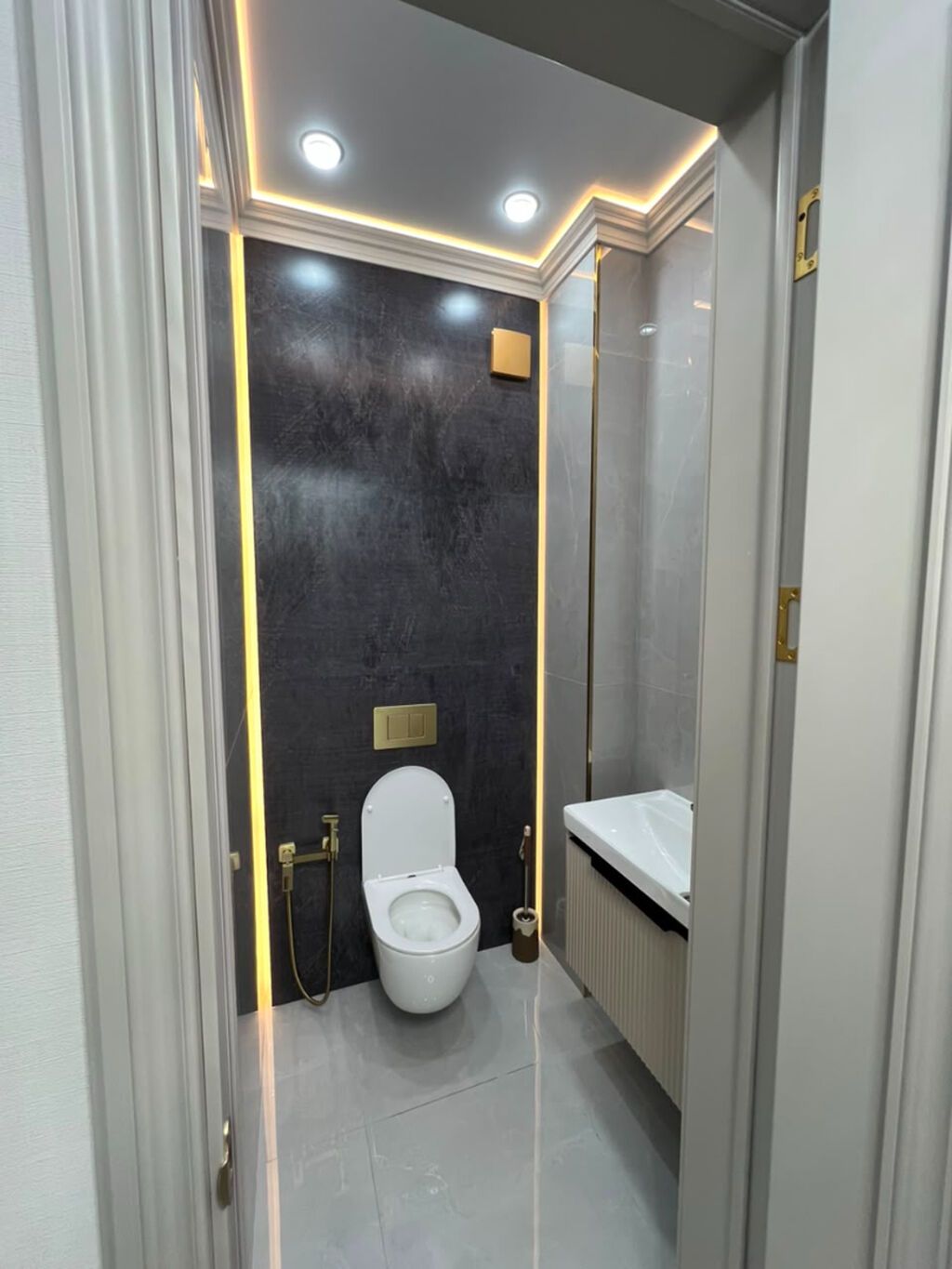3 комнаты, 80 м², Асанбай мкр Элитка, 10 этаж, Евроремонт: фото 3