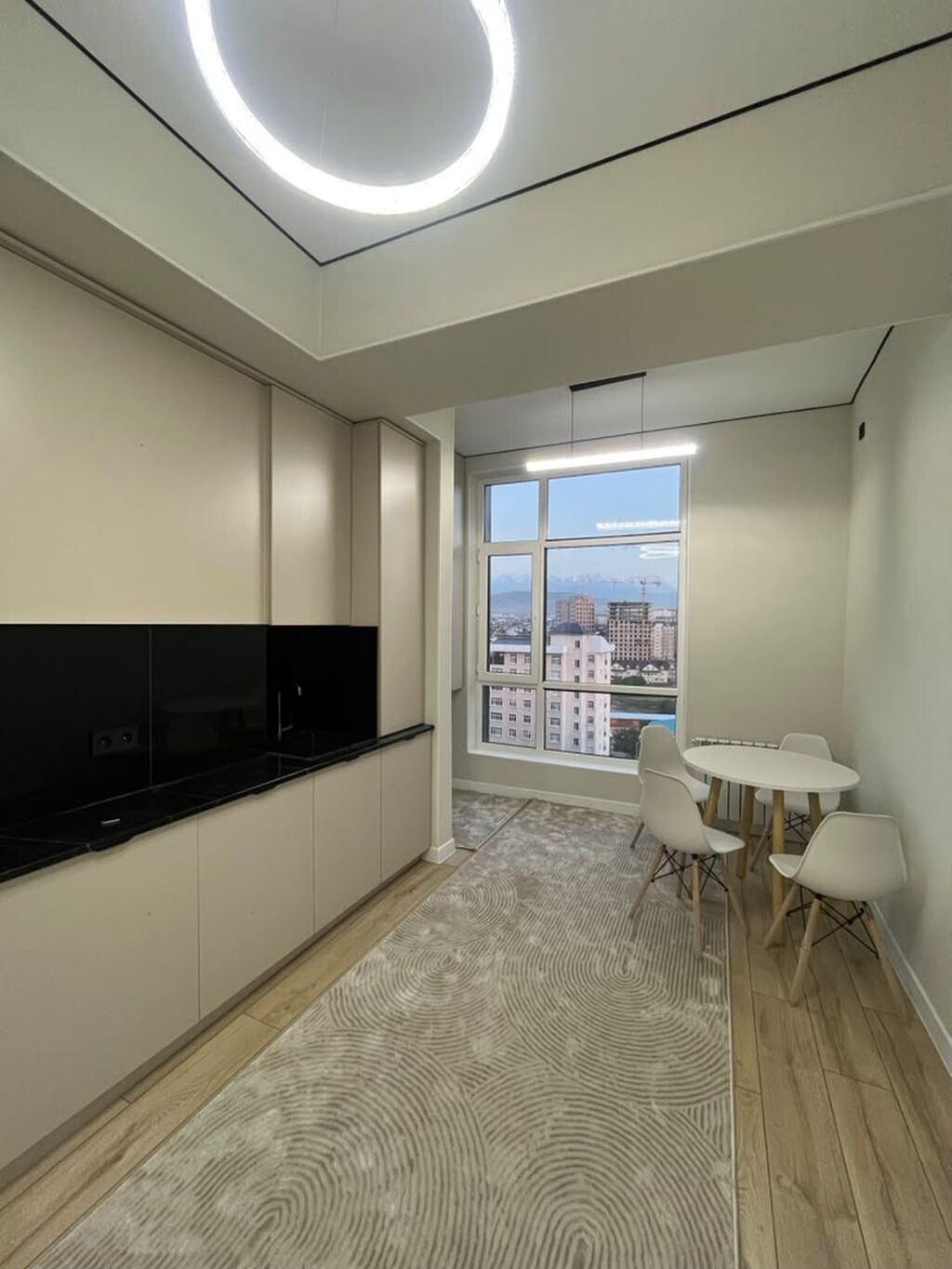 1 комната, 37 м², Элитка, 12 этаж, Дизайнерский ремонт — фото 2