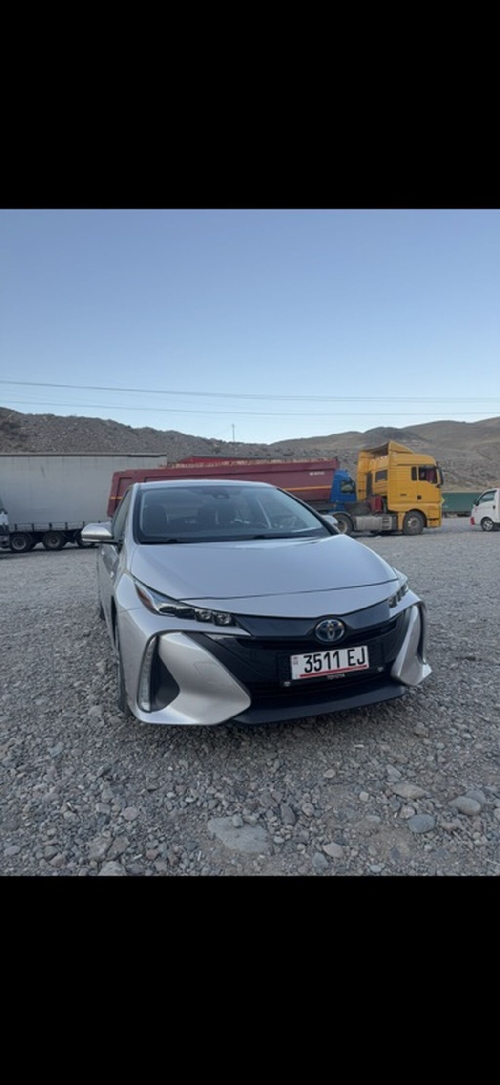 Toyota Prius: 2020 г., 1.8 л, Вариатор, Гибрид, Универсал: фото 4