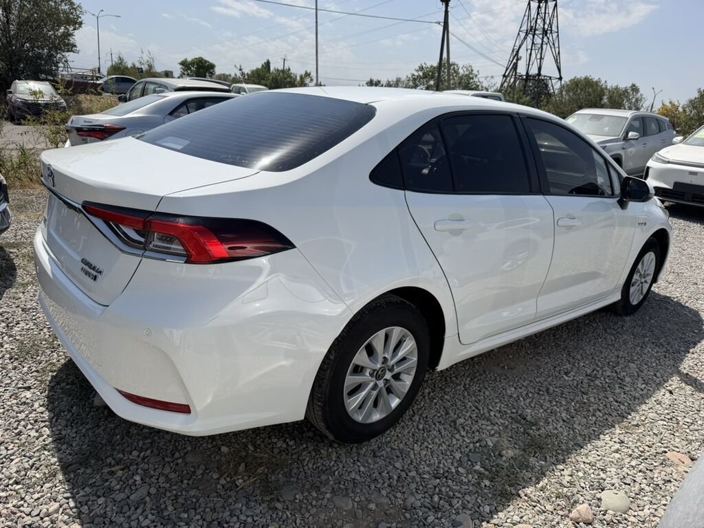 Toyota Corolla: 2022 г., 1.8 л, Автомат, Гибрид, Седан: фото 8