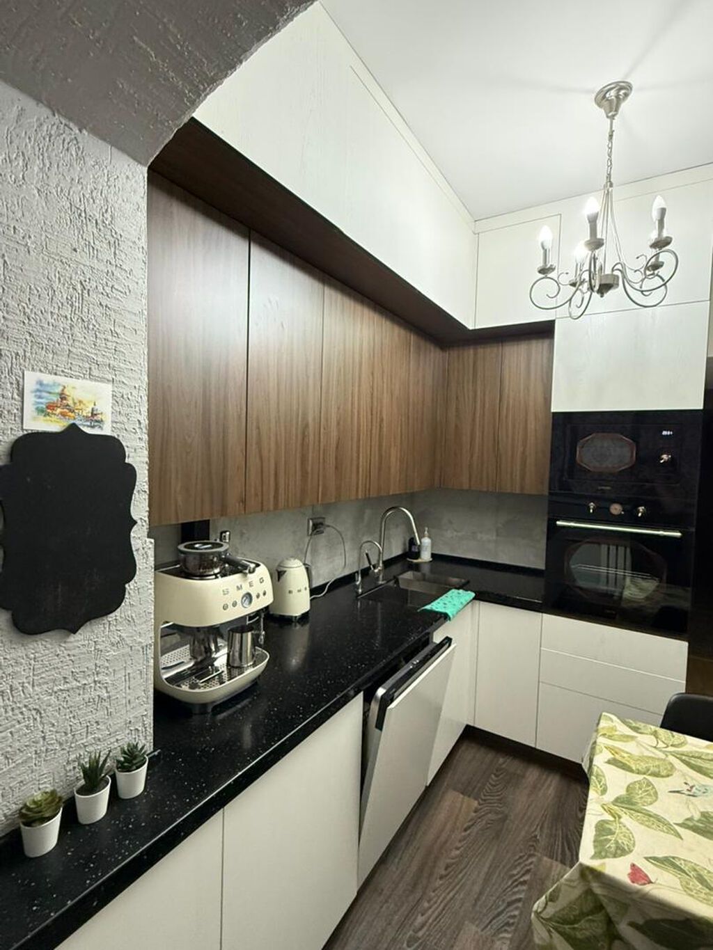 3 комнаты, 62 м², 106 серия, 5 этаж, Косметический ремонт — фото 7