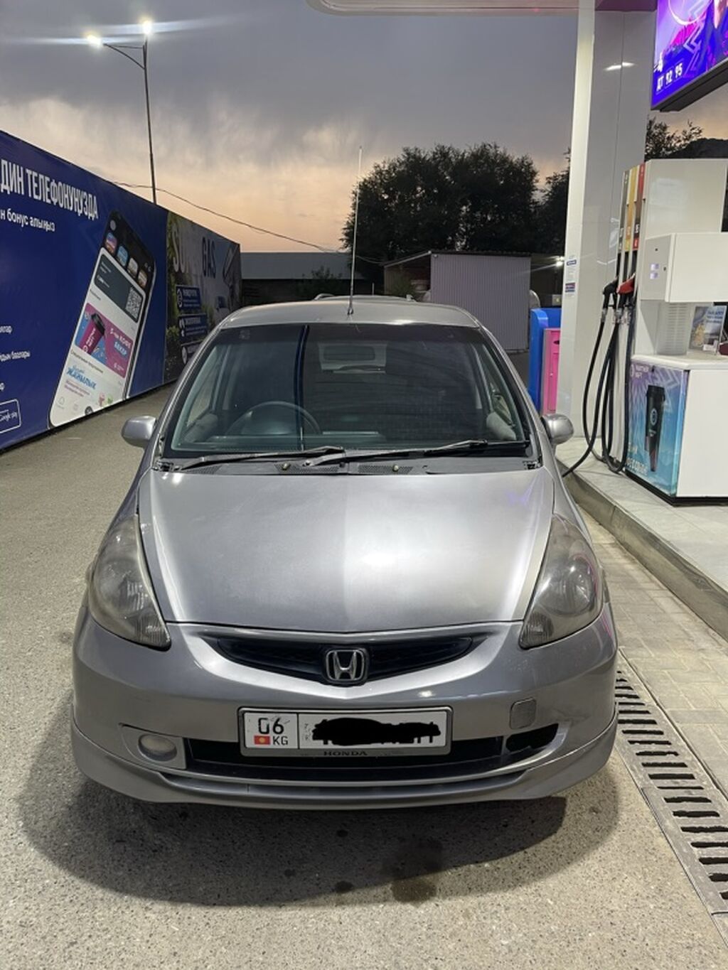 Honda Fit: 2003 г., 1.3 л, Автомат, Бензин, Хэтчбэк: фото 2