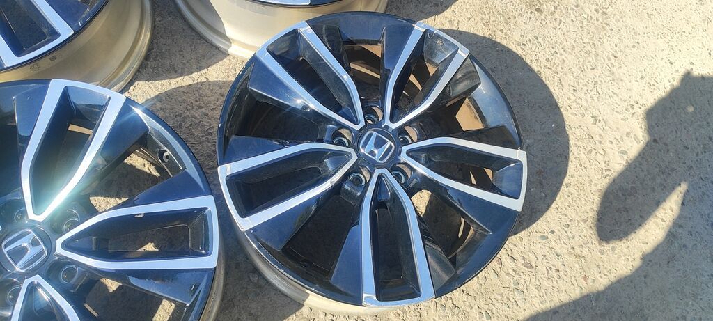 Литые Диски R 18 Honda, Комплект, отверстий - 5, Б/у: фото 3