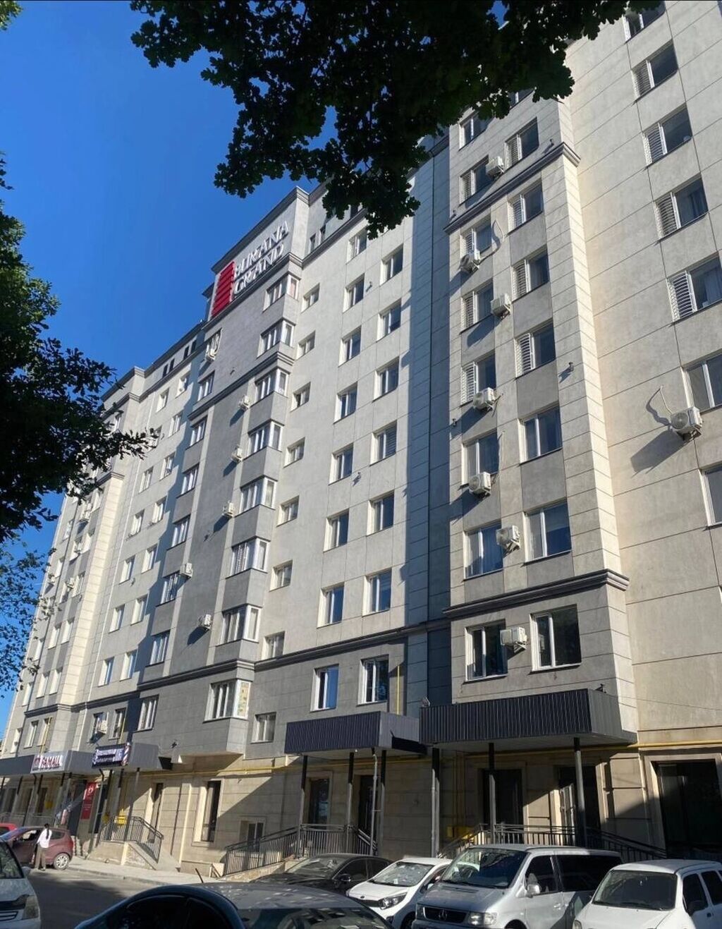 1 комната, 42 м²: фото 1