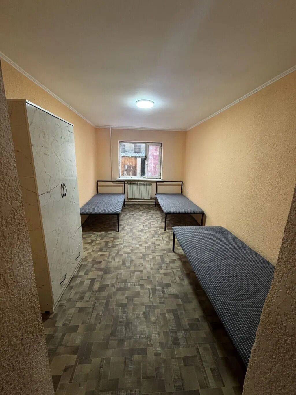 1 м², 1 комната, Западный (новый) автовокзал, Без животных: фото 2