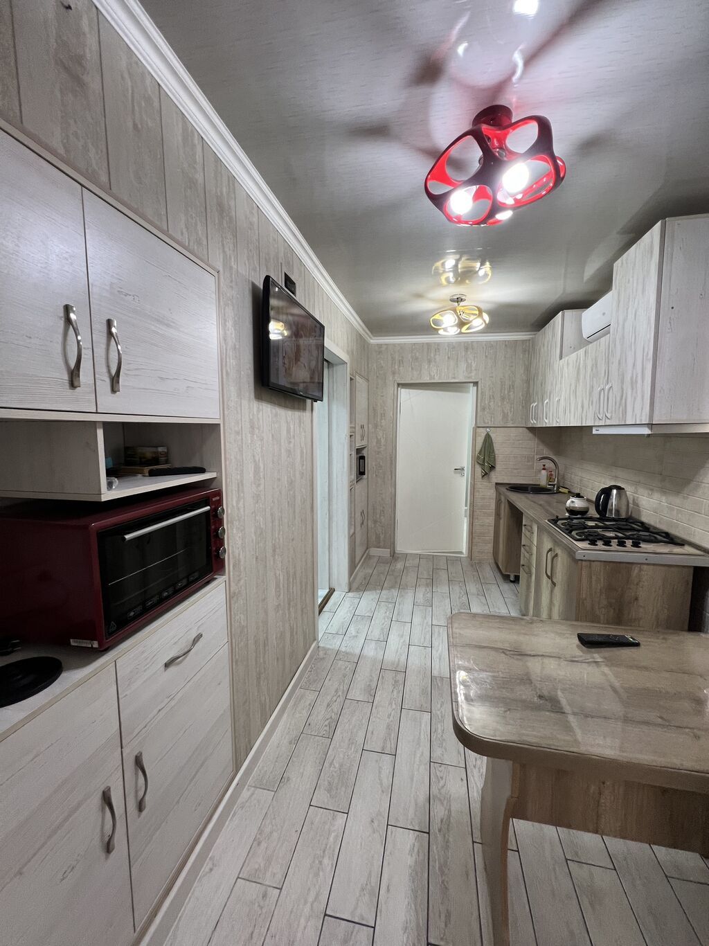 60 м², 2 комнаты, ул. Тоголок Молдо / Куренкеева, Семейным: фото 2