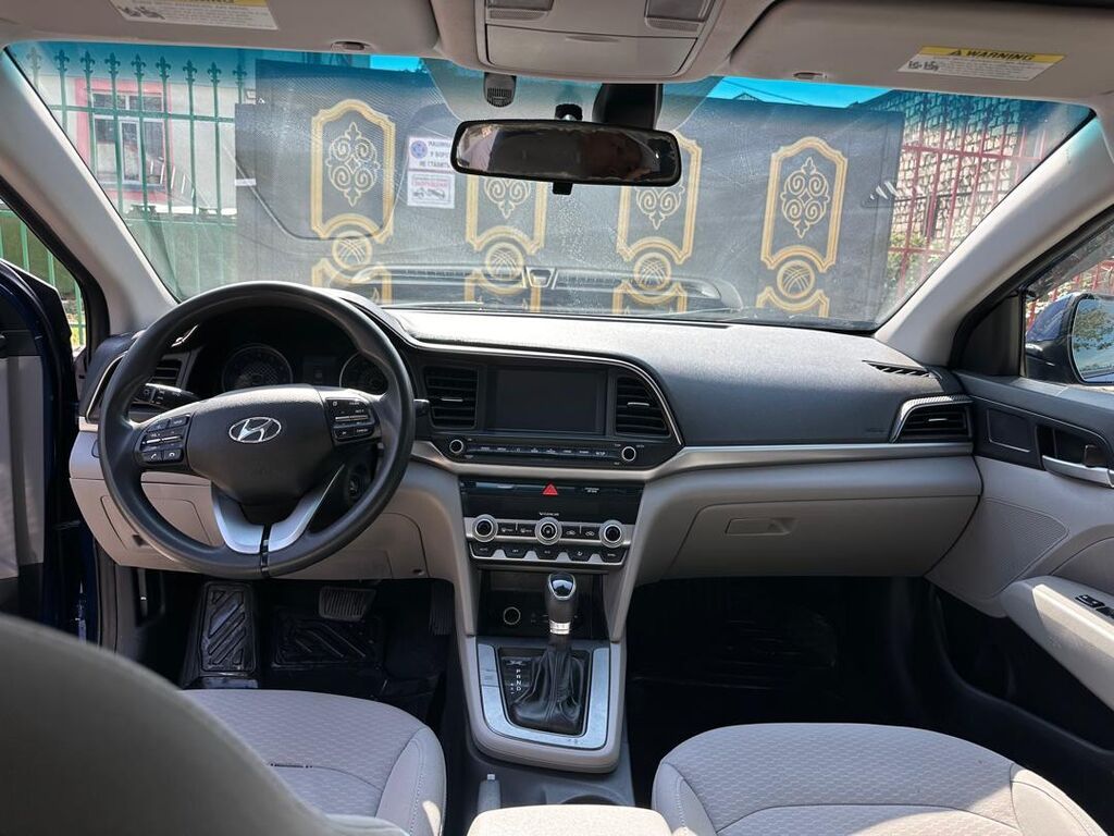 Hyundai Elantra: 2020 г., 2 л, Автомат, Бензин, Седан: фото 6