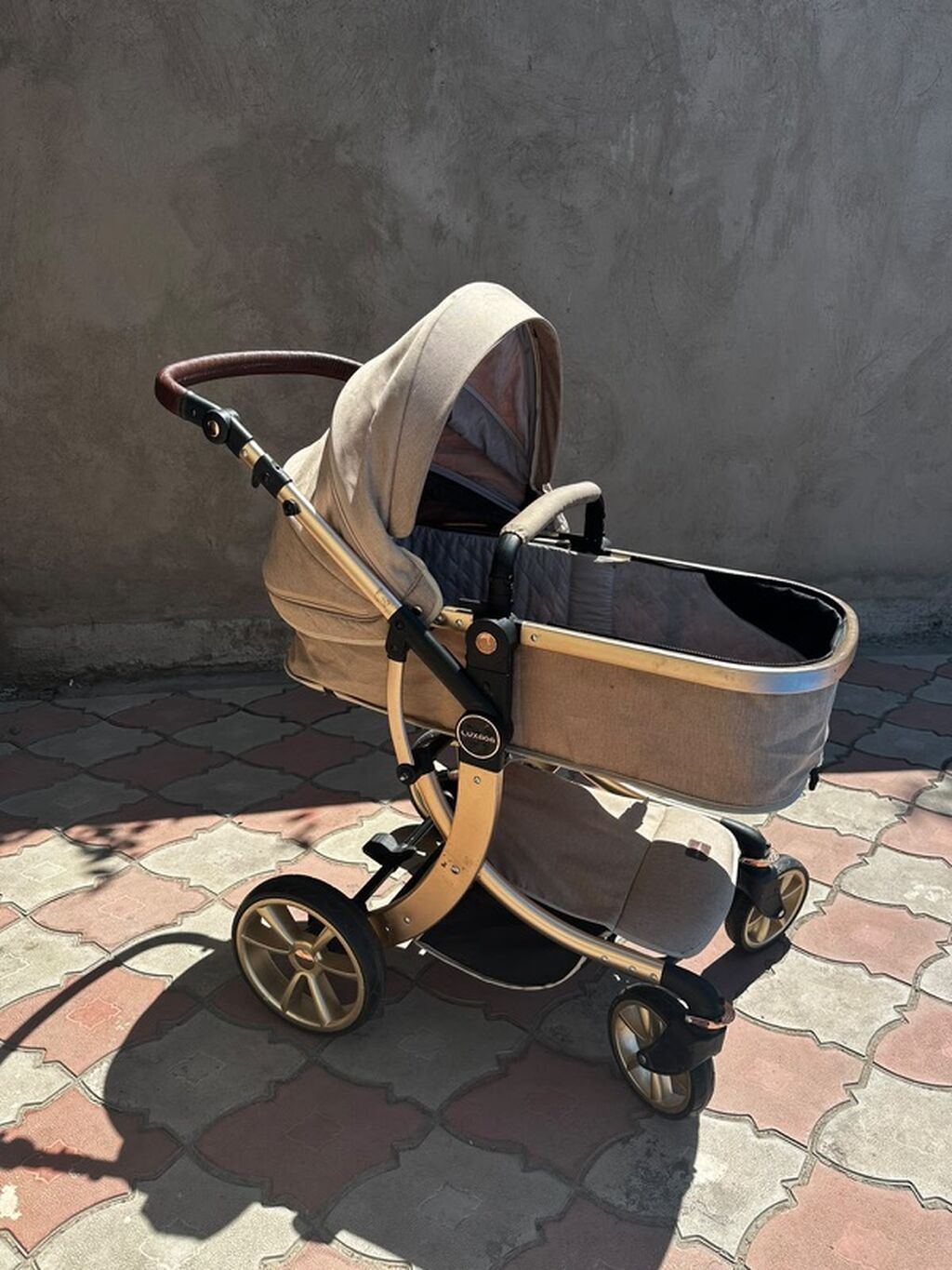 Продается Коляска-люлька Luxmom в хорошем состоянии 5500с, покупали: фото 2