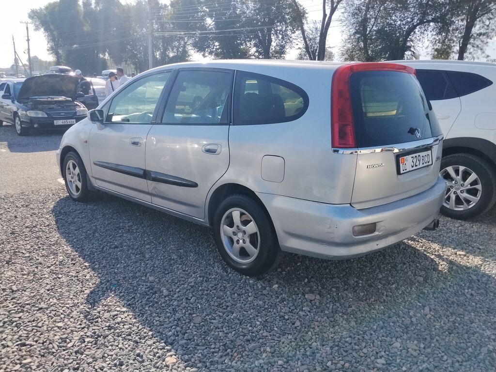 Honda Stream: 2001 г., 2 л, Механика, Бензин, Минивэн: фото 1