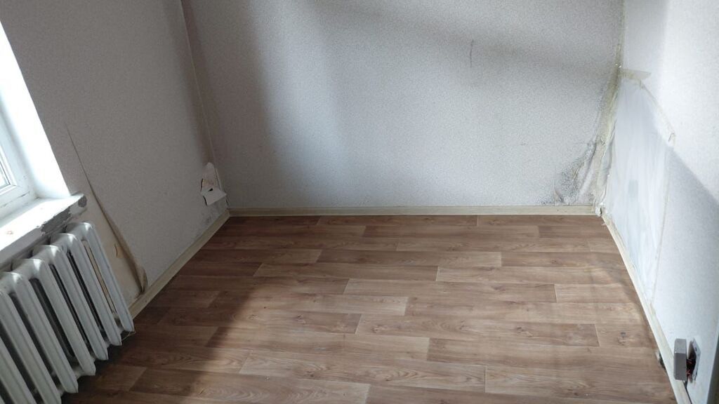 3 комнаты, 71 м², 105 серия, 1 этаж, Косметический ремонт: фото 3