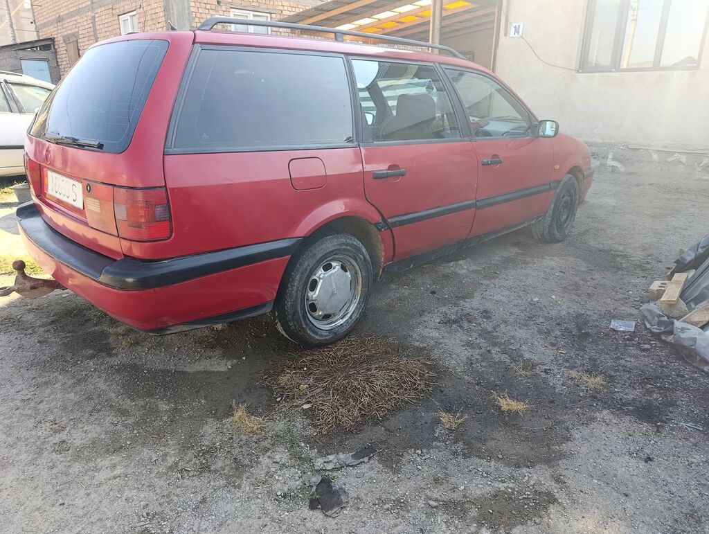Volkswagen Passat Variant: 1996 г., 2 л, Механика, Бензин, Универсал: фото 5