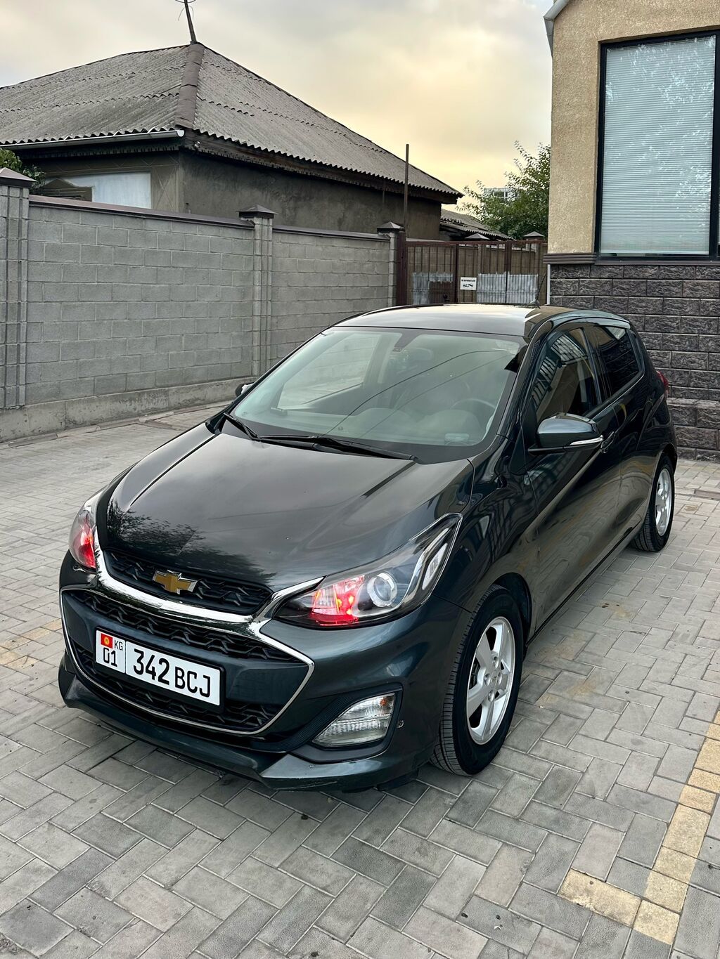 Chevrolet Spark: 2018 г., 1 л, Автомат, Бензин, Хэтчбэк: фото 4