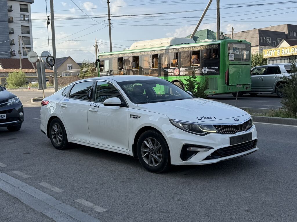 Продам Kia K5, 2020 г., 2 л, газ, автомат: фото 3