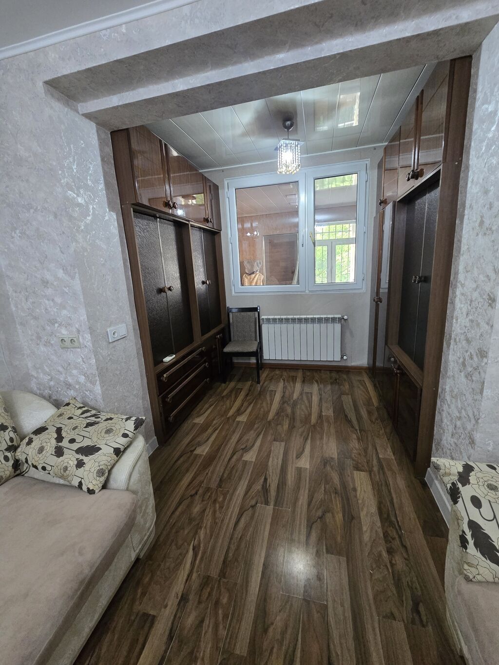 Kirayə verilir! Aylıq 1000 AZN 4 otaqlı, 75 m², ikinci əl mənzil