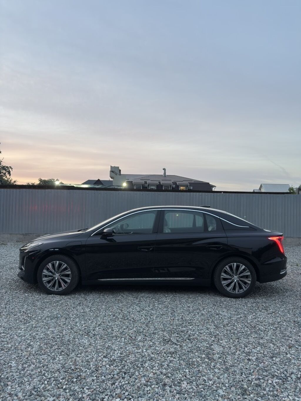 Hongqi E-QM5 Жаны электромобиль Запас хода - 430 км (фактически 400: фото 8