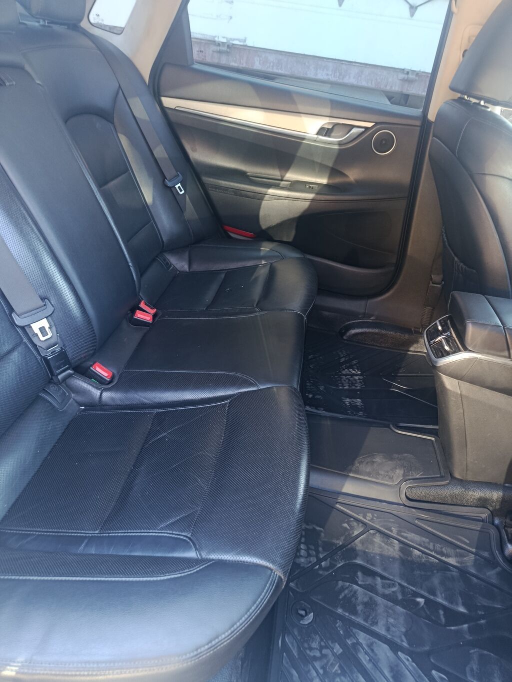 Hyundai Grandeur: 2019 г., 3 л, Автомат, Газ, Седан: фото 3