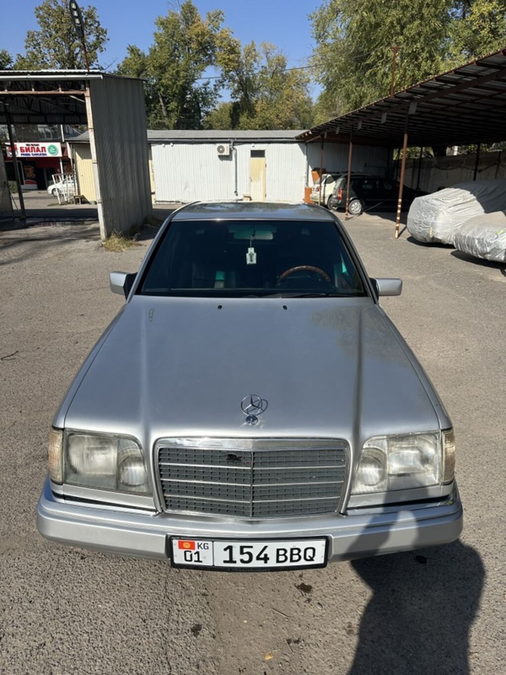 Mercedes-Benz W124: 1993 г., Седан: фото 6
