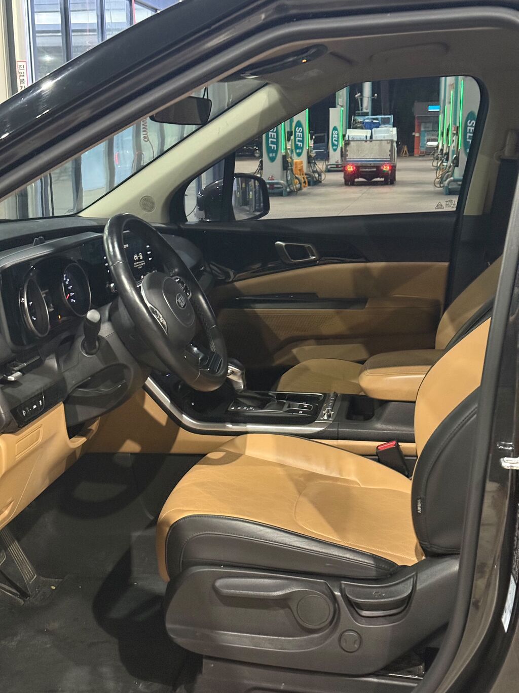 Kia Carnival: 2021 г., 2.2 л, Автомат, Дизель, Минивэн: фото 4