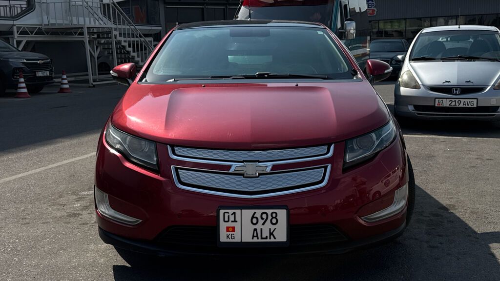 Chevrolet Volt: 2012 г., Вариатор, Гибрид, Хэтчбэк: фото 2