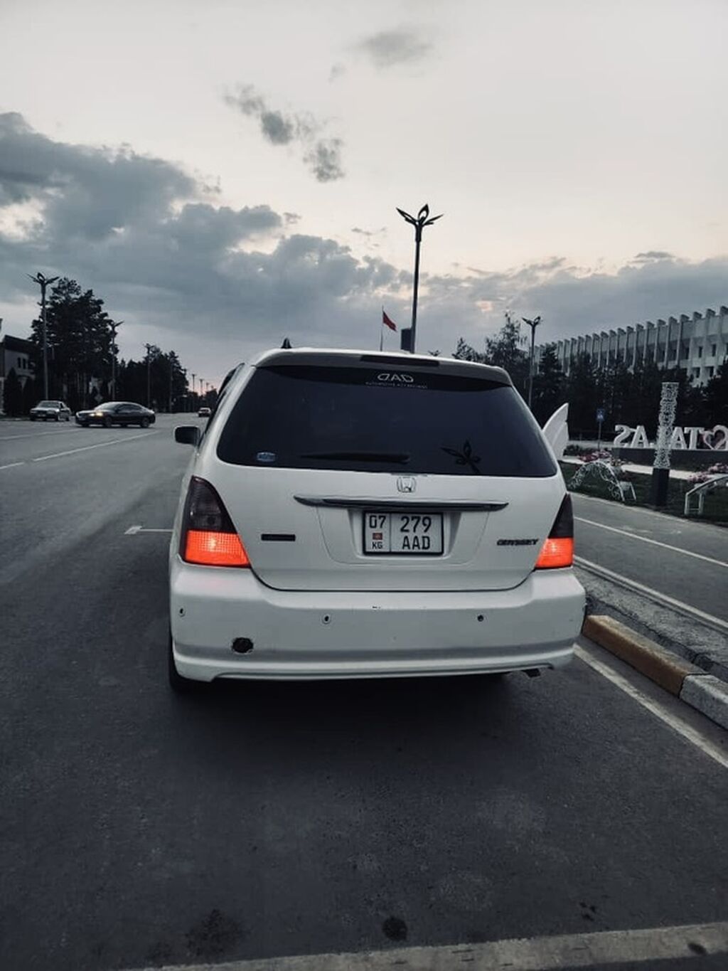 Honda Odyssey: 2002 г., 2.3 л, Автомат, Бензин, Минивэн: фото 2
