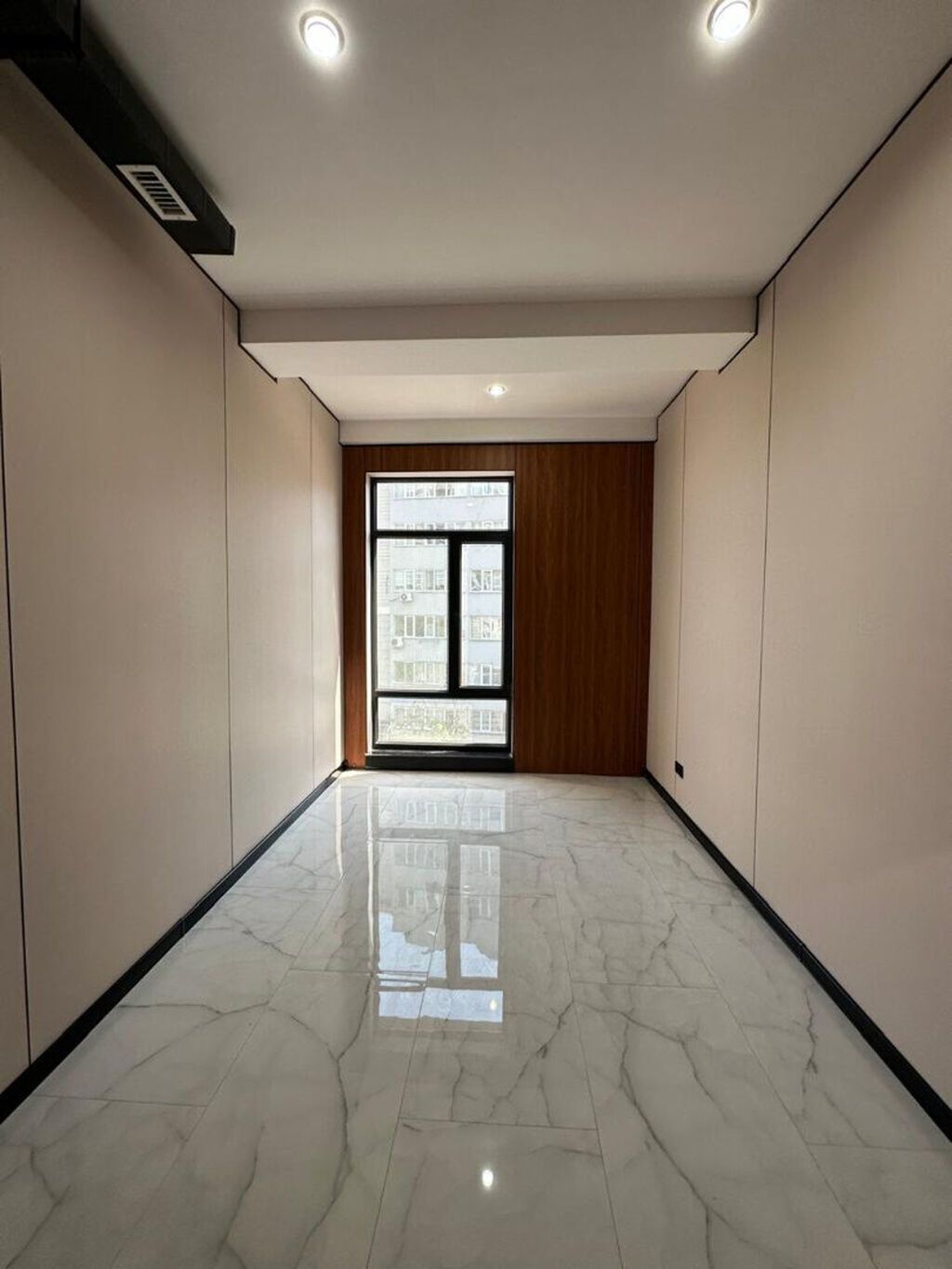 Аренда офисов, 240 м², В бизнес центре, С видом на горы, 1 линия, С оборудованием: фото 7