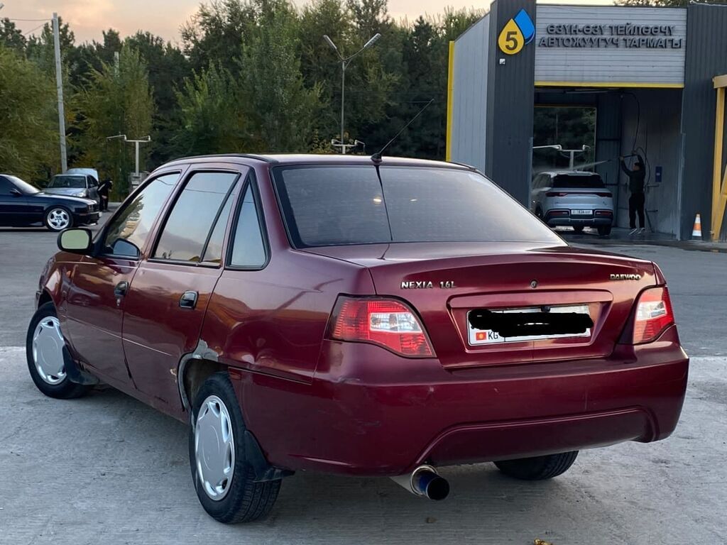 Daewoo Nexia: 2008 г., 1.6 л, Механика, Бензин, Седан: фото 5