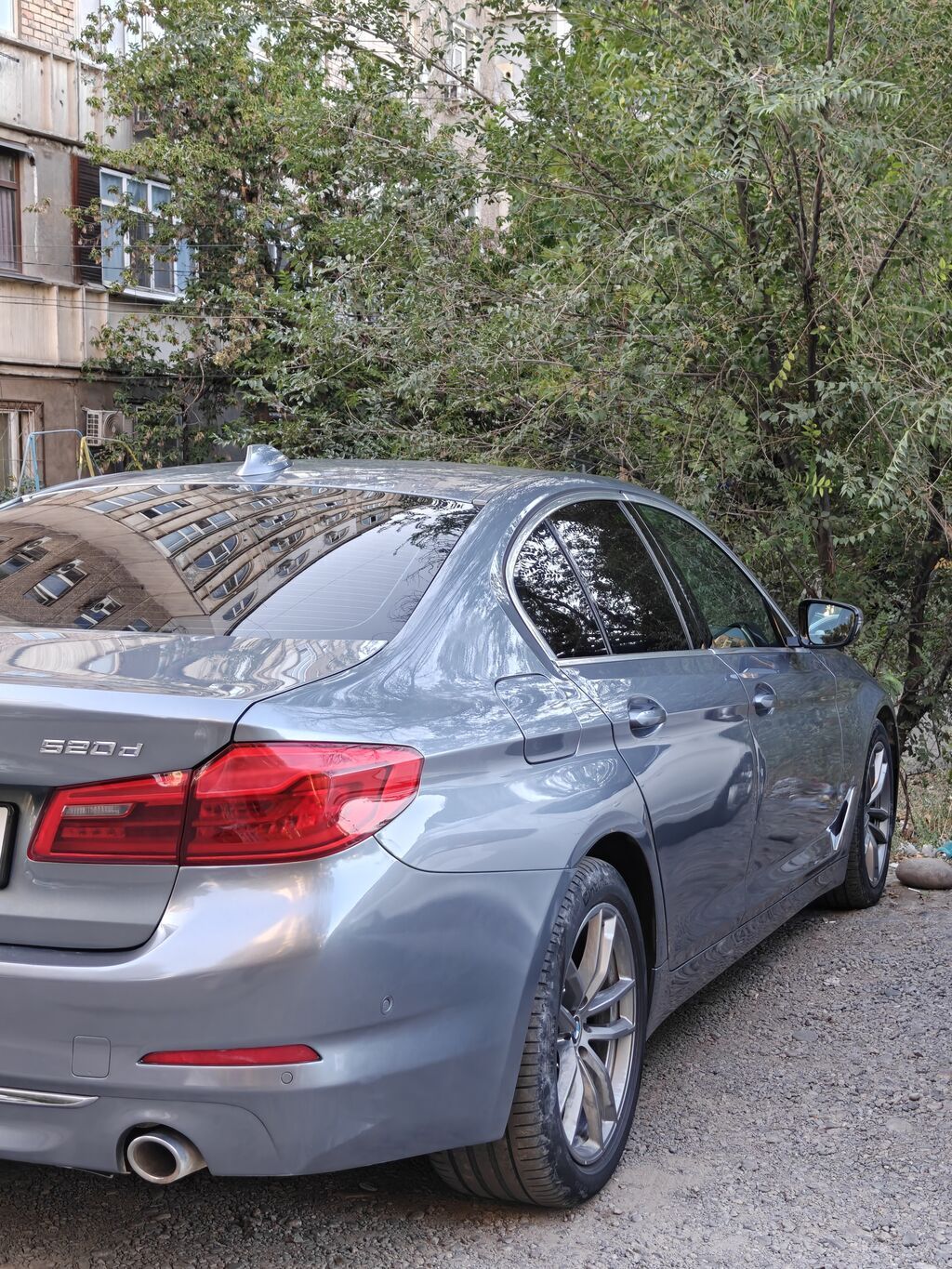 BMW 520: 2018 г., 2 л, Автомат, Дизель, Седан: фото 2