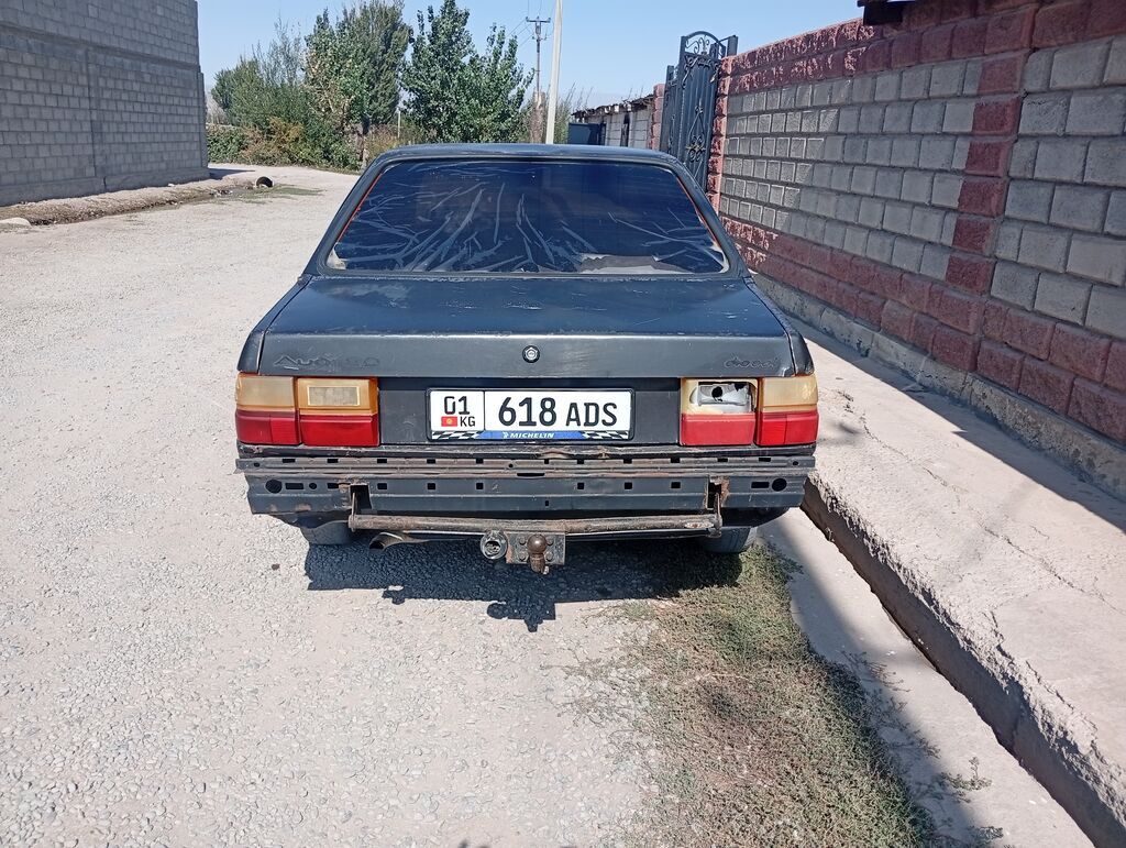 Audi 80