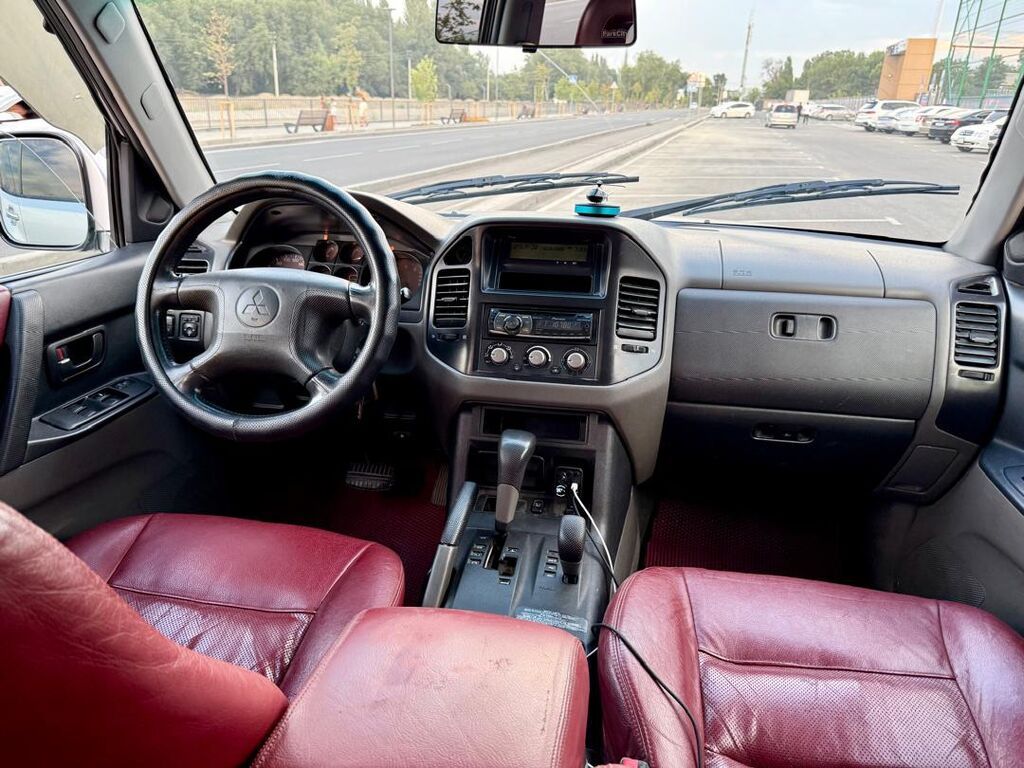 Mitsubishi Pajero: 2001 г., 3.2 л, Автомат, Дизель, Внедорожник: фото 8