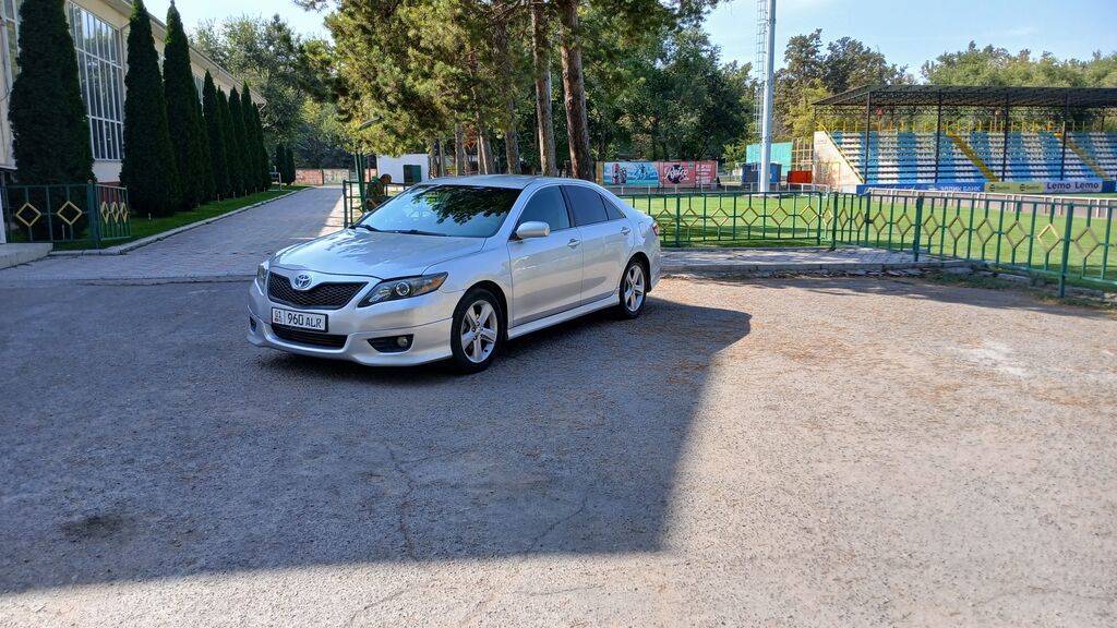 Toyota Camry: 2009 г., 2.5 л, Автомат, Бензин, Седан: фото 2