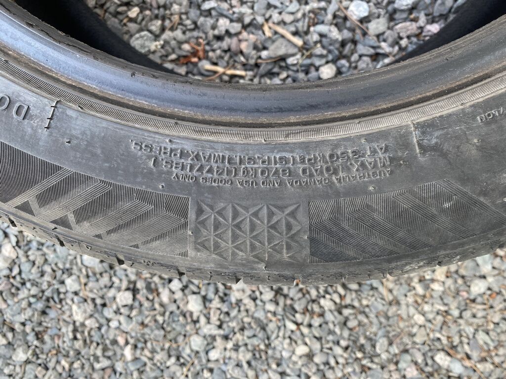 Шина Nexen 215/55 R17 летняя, б/у: фото 4
