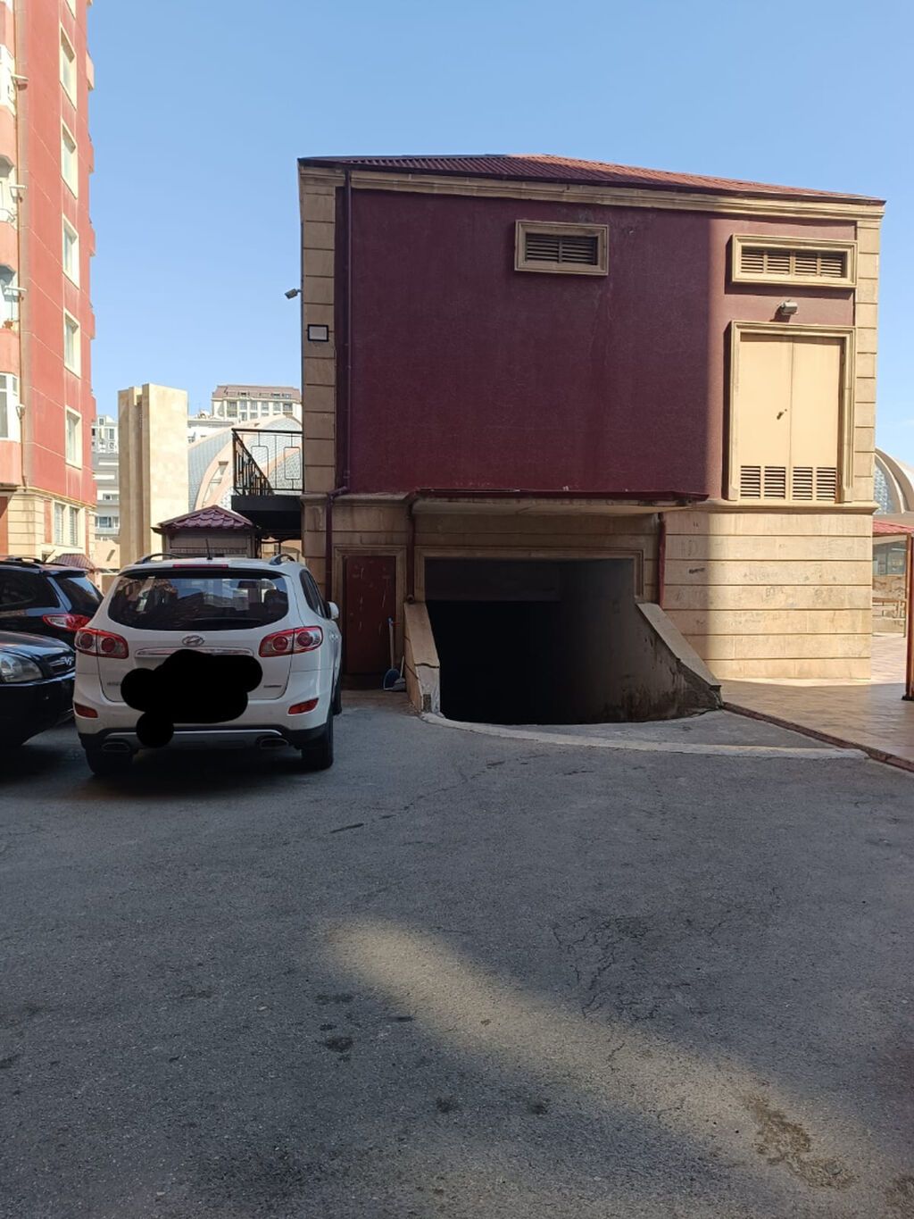 Nərimanov r., Qarabağ küç. 8, Yaşıl bazar və Şərq bazarının