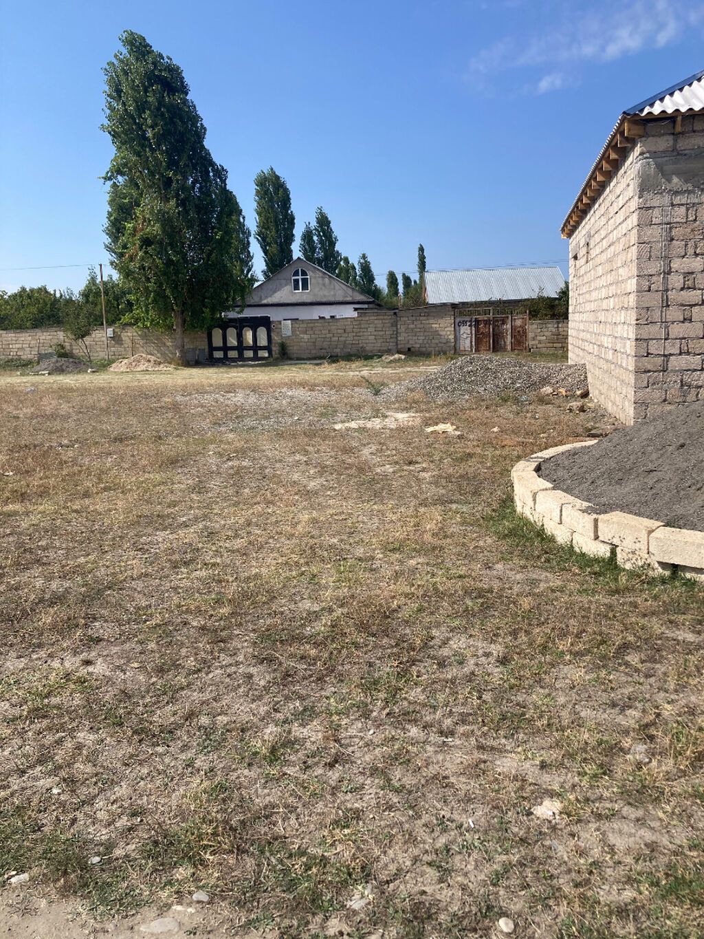 4 otaqlı, 99 kv. m, Kredit yoxdur, Təmirsiz