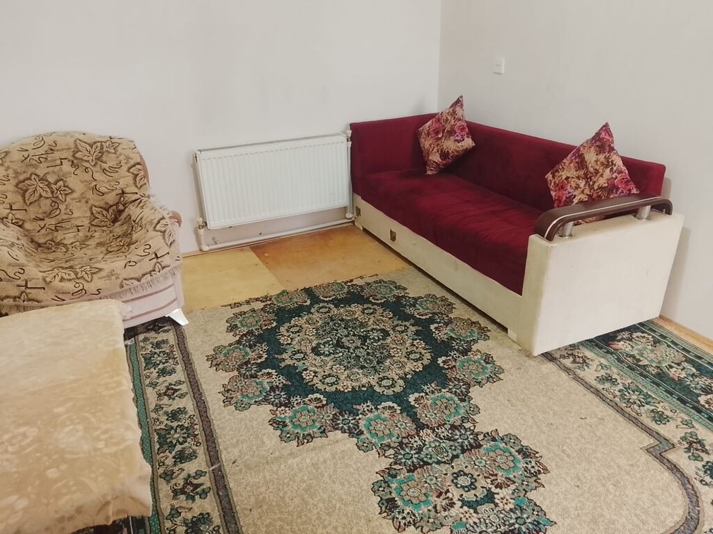 Kirayə:2 otaqli Yeni Suraxanı qəs. – həyət evi - Tam ayrı girişli