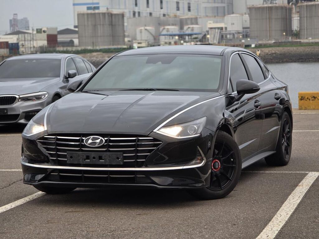 Hyundai Sonata: 2019 г., 2 л, Автомат, Газ, Седан: фото 2