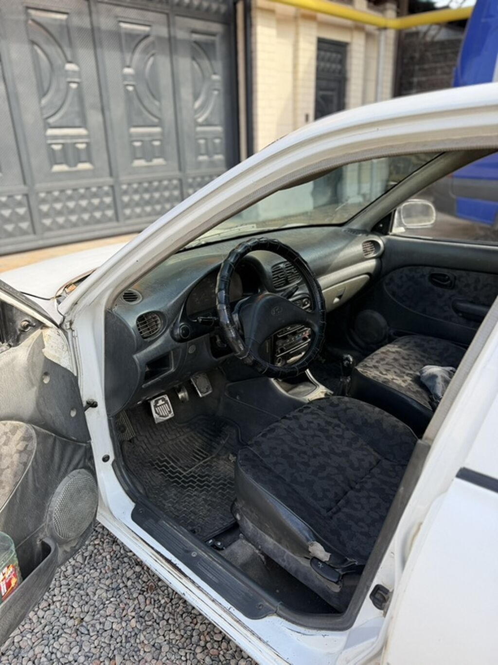 Hyundai Accent: 1996 г., 1.3 л, Механика, Бензин, Седан: фото 4