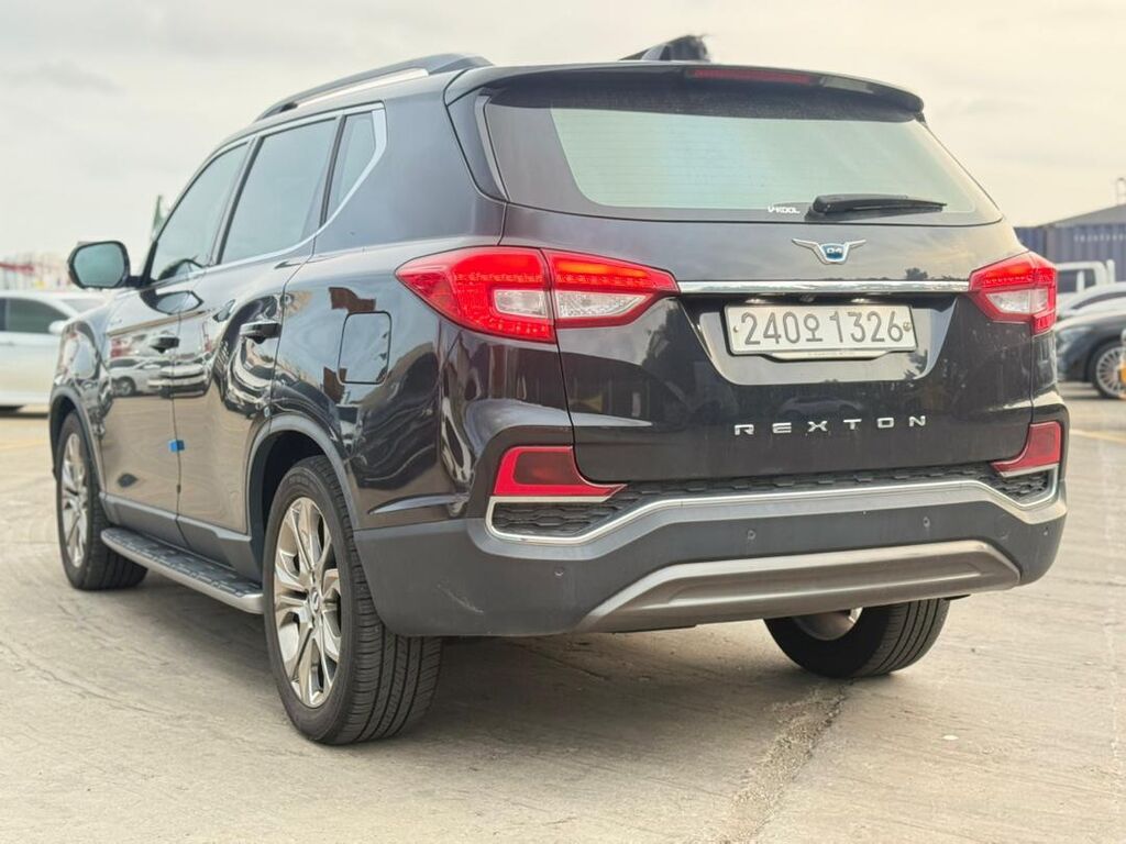 Ssangyong Rexton: 2019 г., 2.2 л, Автомат, Дизель, Внедорожник: фото 8