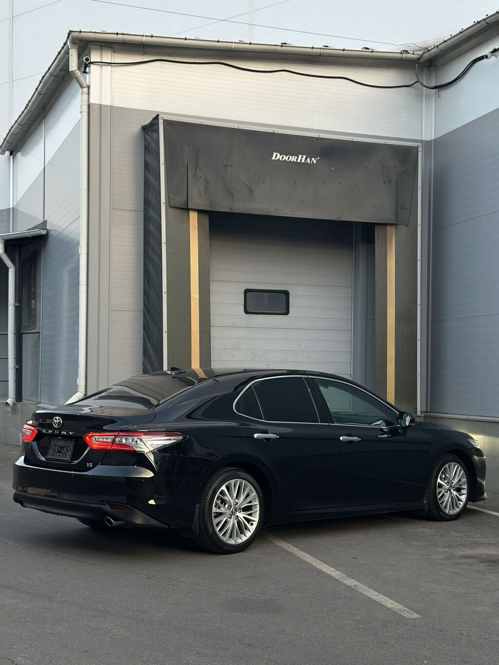 Toyota Camry: 2018 г., 3.5 л, Автомат, Бензин, Седан: фото 6