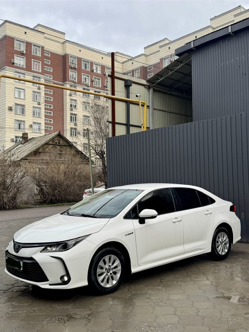 Toyota Corolla: 2019 г., 1.8 л, Вариатор, Гибрид, Седан: фото 6