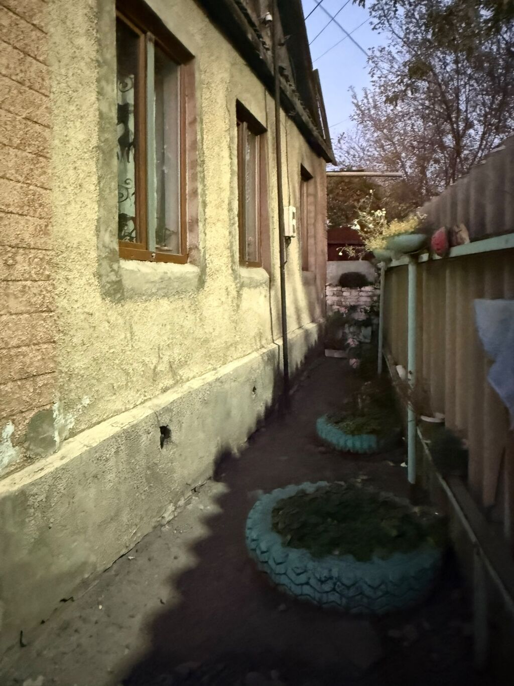 Жилой дом из 4 комнат, дом с двускатной крышей,участок 9 соток. - Во: фото 2