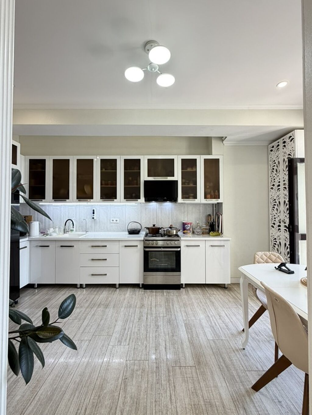 3 комнаты, 73 м², Элитка, 10 этаж, Косметический ремонт: фото 5