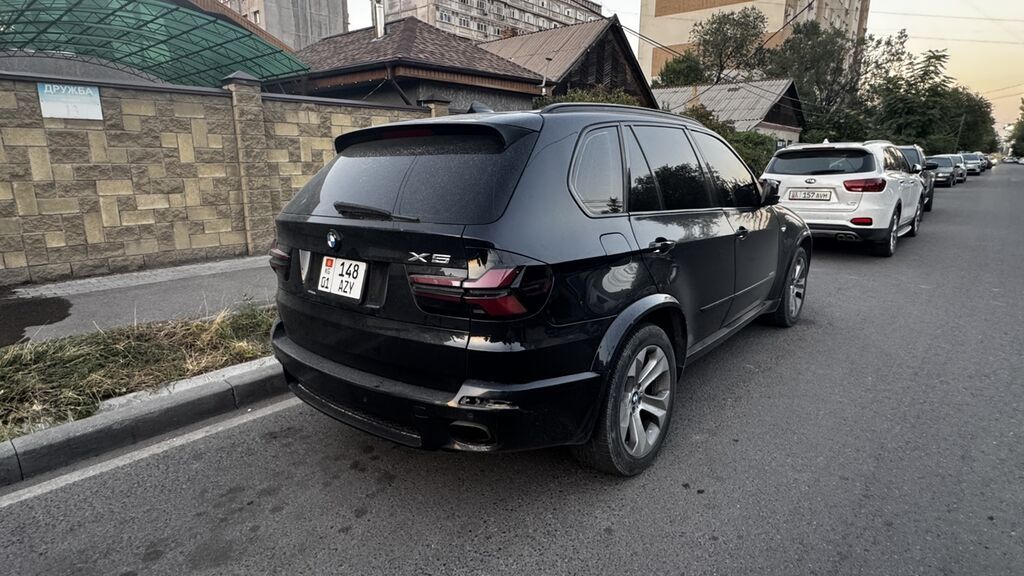 BMW X5: 2010 г., 3 л, Автомат, Дизель, Внедорожник: фото 3