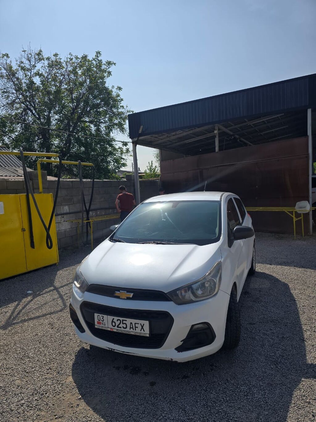 Chevrolet Spark: 2017 г., 1 л, Автомат, Бензин, Хэтчбэк: фото 3