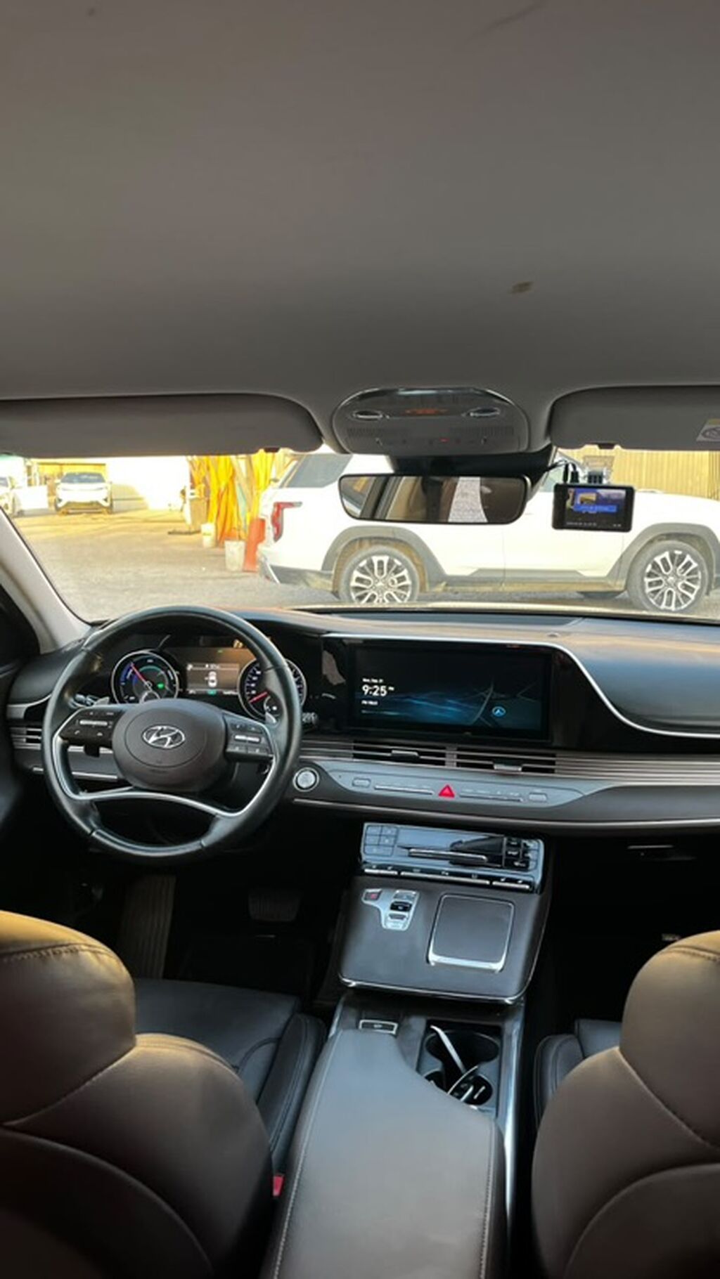 Hyundai Grandeur: 2021 г., Автомат, Гибрид, Седан: фото 8