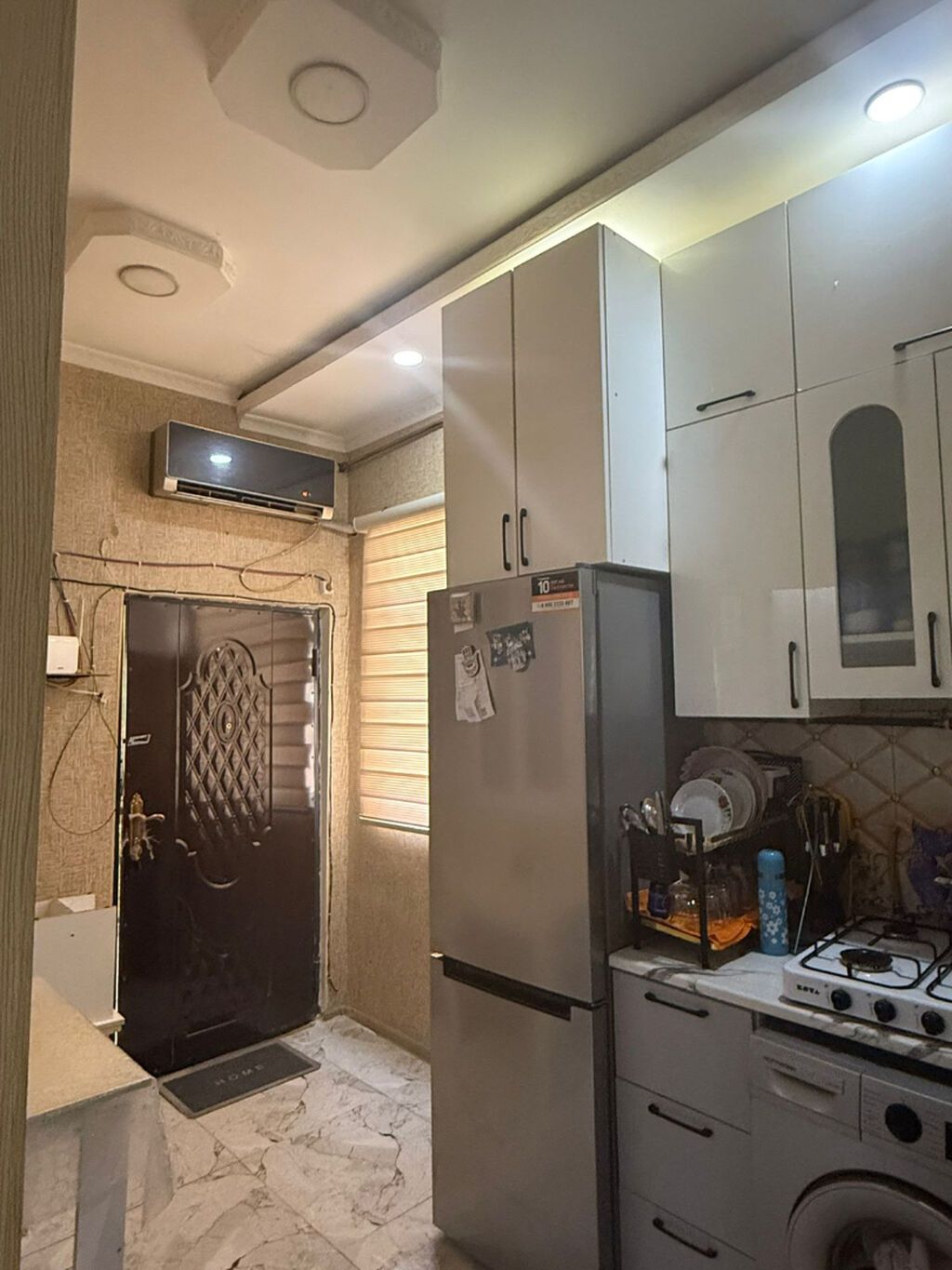 28 Mayda 2 otaqlı köhnə tikili mənzil kirayə verilir, 40 m², 700 AZN/ay, şəkil 4 / 6
